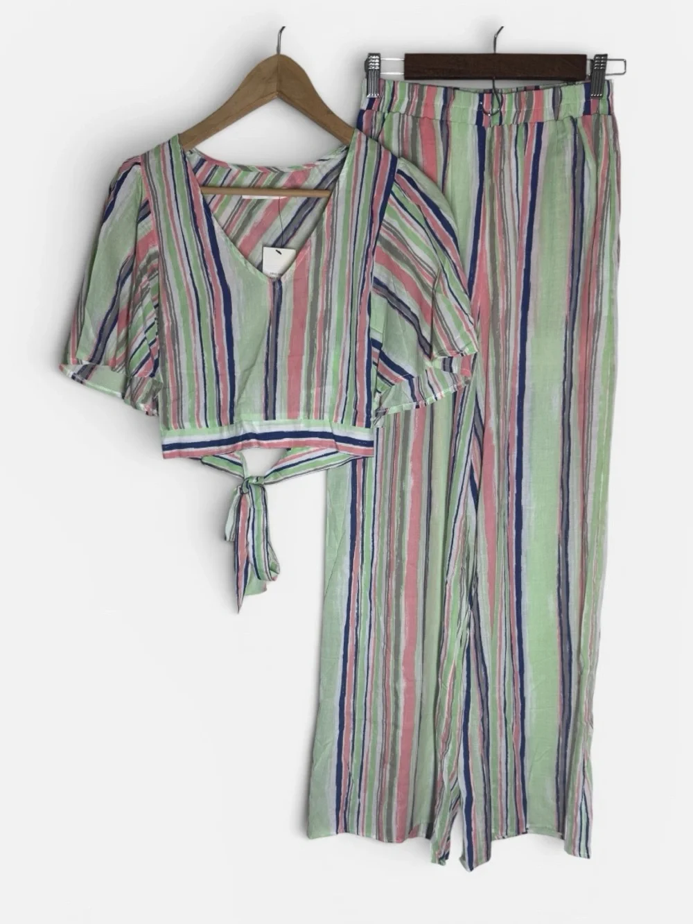 NWT Idem Ditto Striped Crop Tie-Front/Wide Leg Set in Pastel Colors Boutique S - Picture 1 of 5